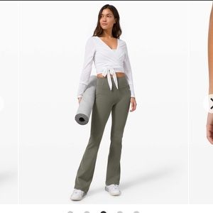 Lululemon grey sage Nulu 😍 2